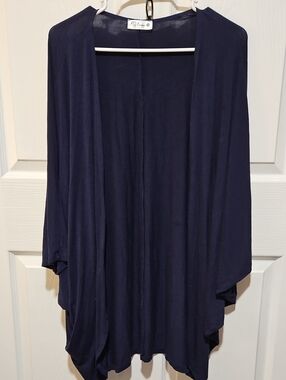 Urim Navy Cocoon